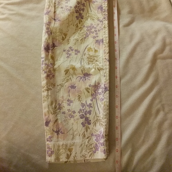 Floral Pixie Pants - Picture 5 of 5